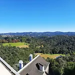 Home Green - Um Castelo Na Montanha 1124