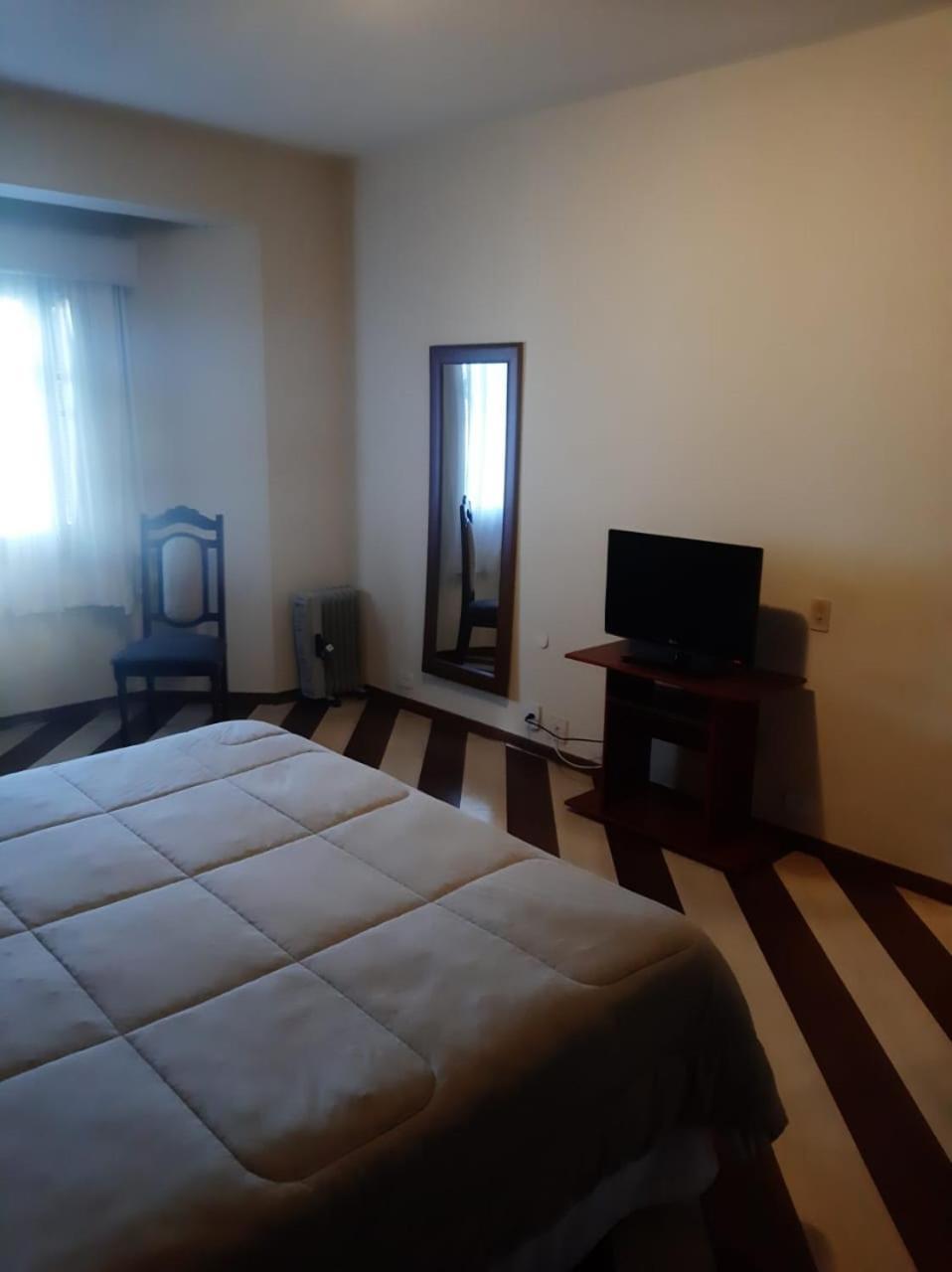 Aparthotel - Um Castelo Na Montanha 1124 Campos do Jordão