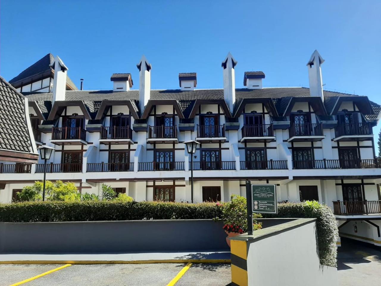 - Um Castelo Na Montanha 1124 Aparthotel